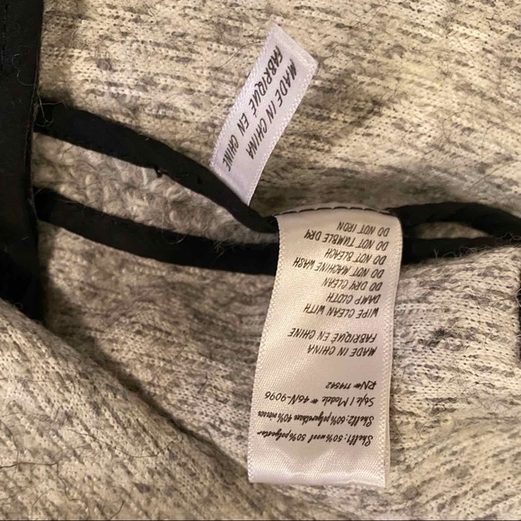 Blank NYC Grey Wool Jacket with Vegan Leather Detailing and Sleeves - Picture 10 of 12